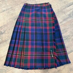 Vintage pleated women’s virgin wool Highland Queen skirt